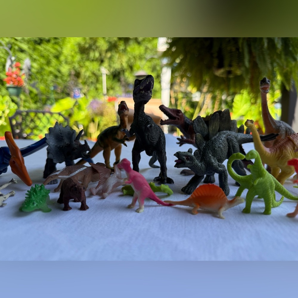 Dinosaur Figures ASSORTED Plastic